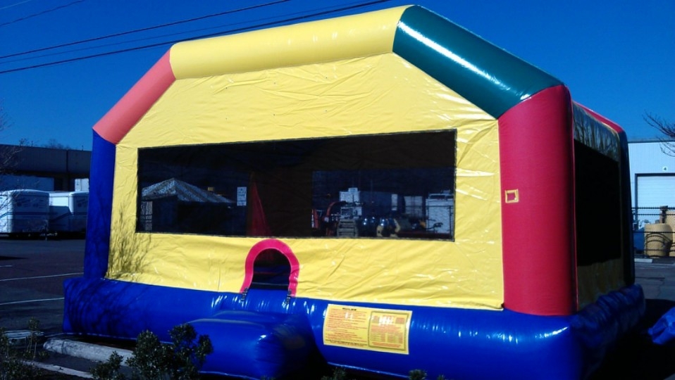 Extra Large Funhouse 14’x20′