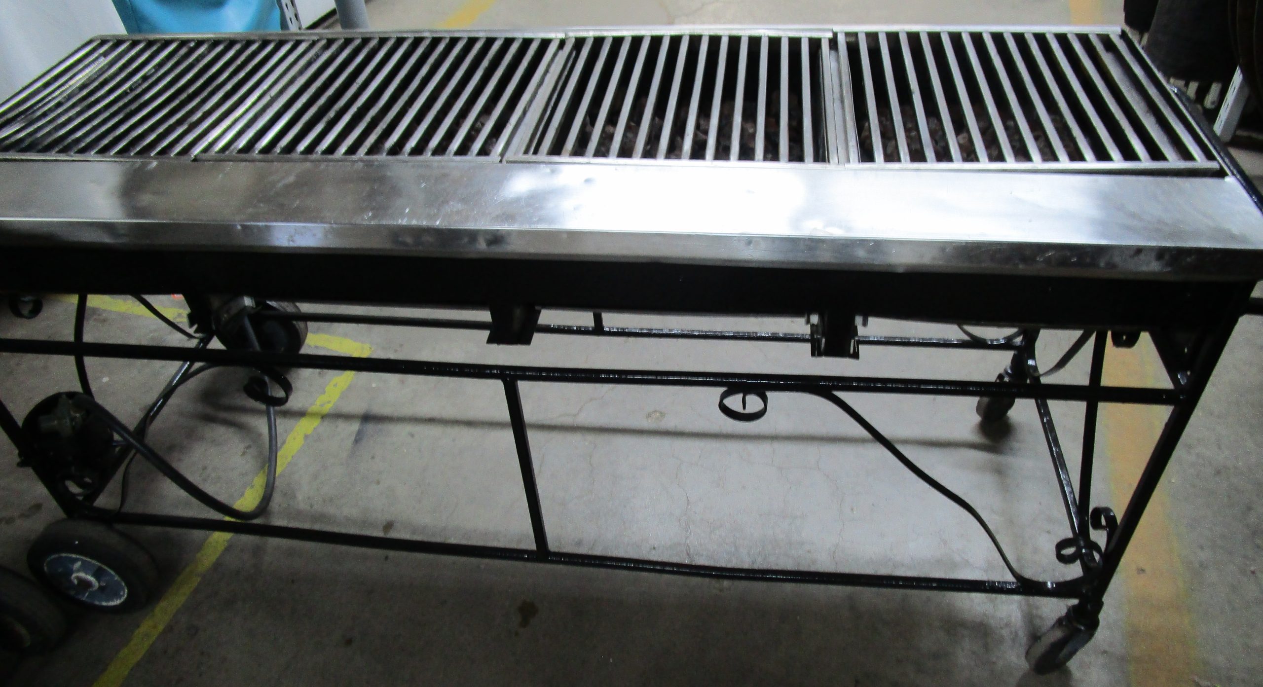 Grill - Propane 65" X 16" - Image 9