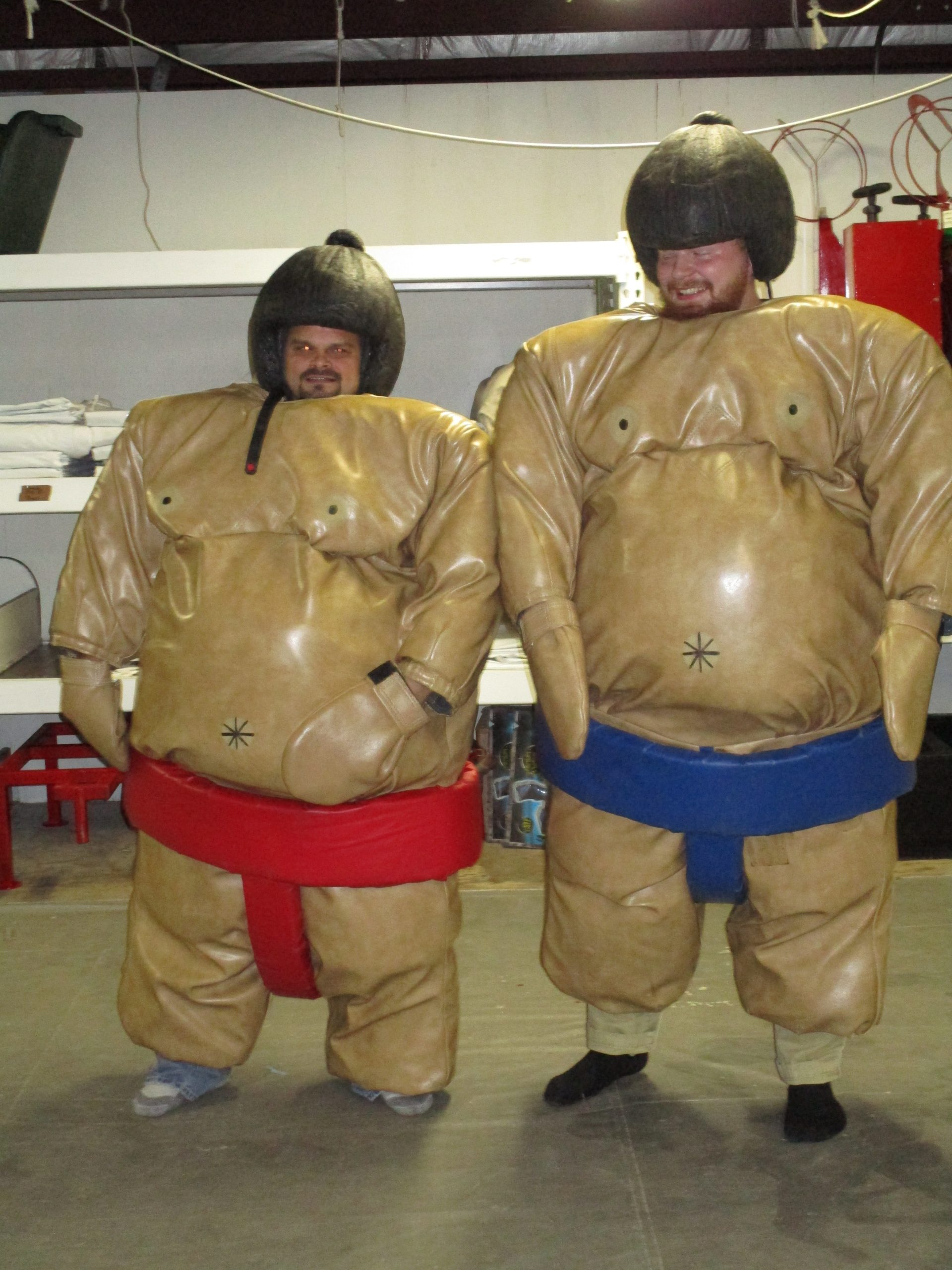 Sumo Wrestlers with Mat - Image 9