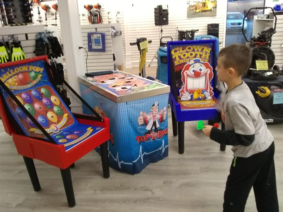 Balloon Pop Magnetic Dart Game - Image 13