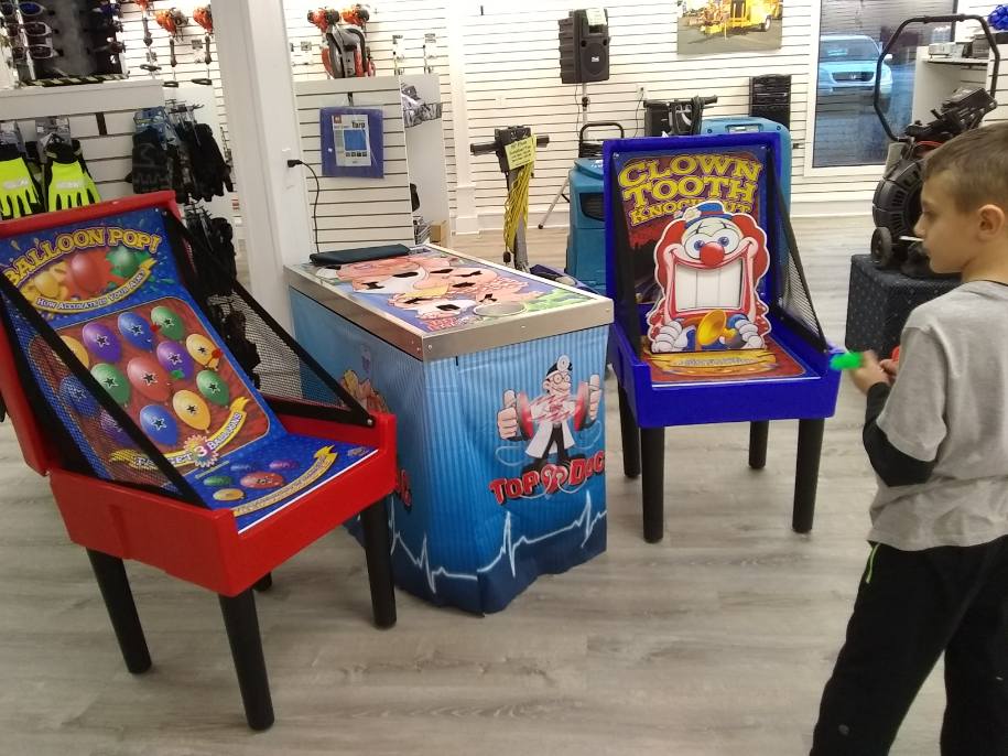 Balloon Pop Magnetic Dart Game - Image 14