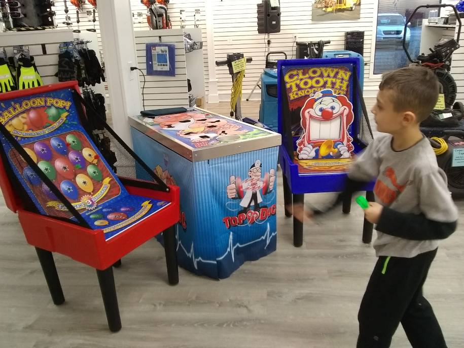 Balloon Pop Magnetic Dart Game - Image 15