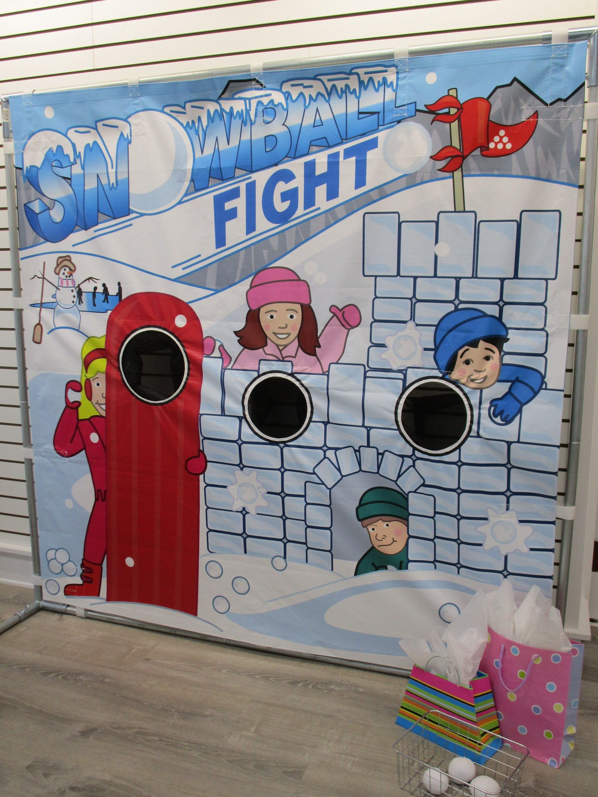 Snowball Fight - Image 4