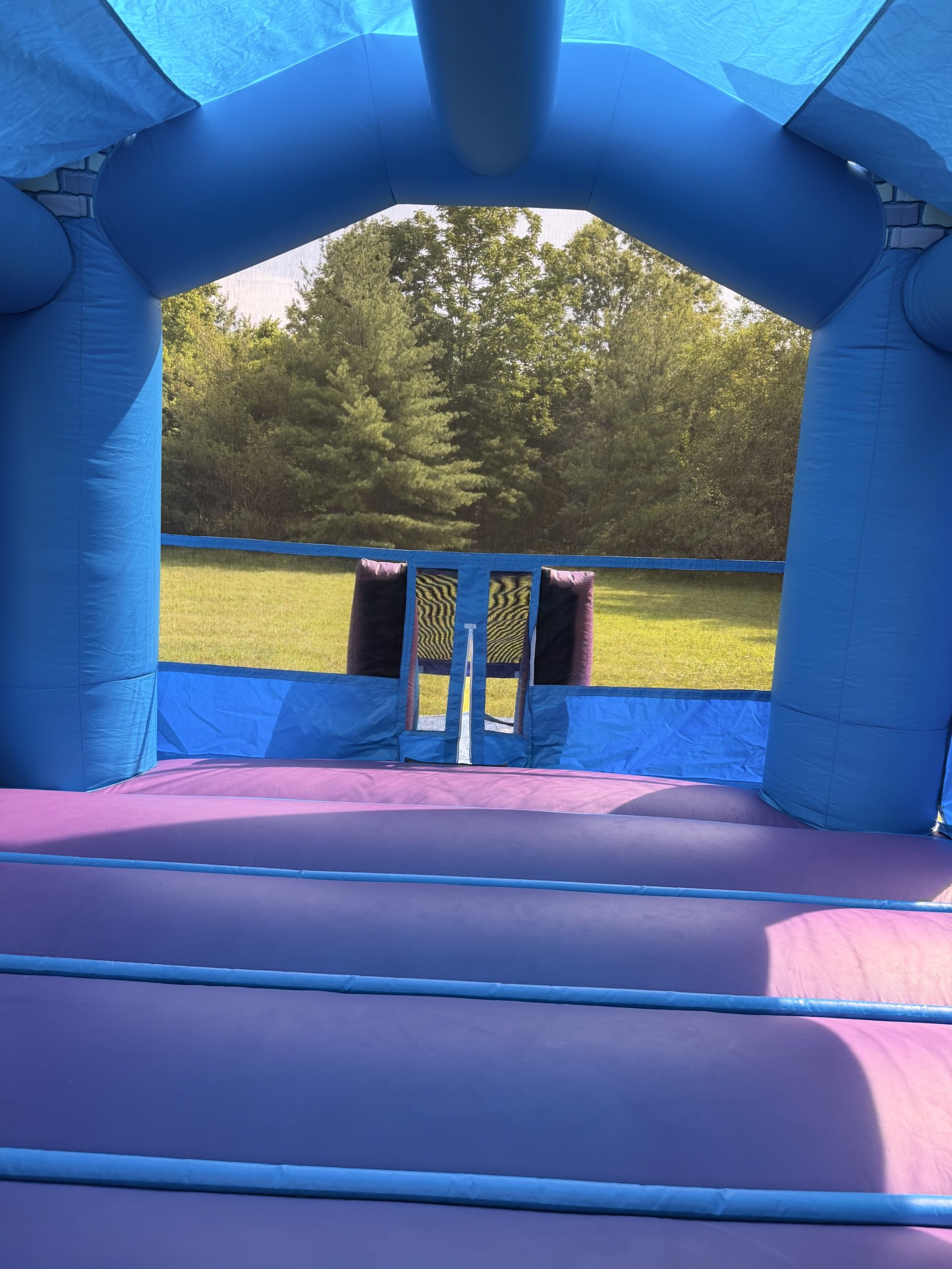 Castle 15x15 Bounce - Image 8